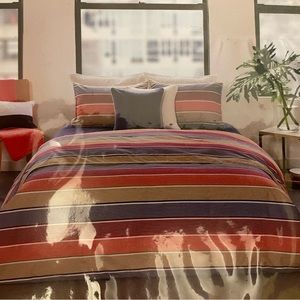 NWT Lacoste Twin Duvet/Sham set Folkstone Gray 100% Cotton